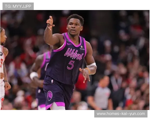 森林狼爱德华兹干拔跳投：干拔节奏征服整节的胜负手